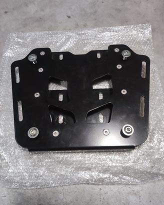 Piastra aggancio bauletto per Suzuki Vstrom