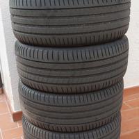 Gomme Pirelli Scorpion 255/45 R19 - 100V