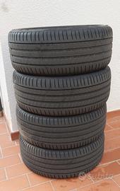 Gomme Pirelli Scorpion 255/45 R19 - 100V