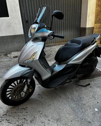 Beverly 300 Anno 2019