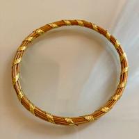 Bracciale rigido in oro vegetale