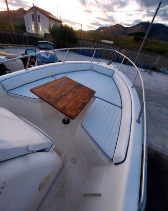 Terminal Boat 21