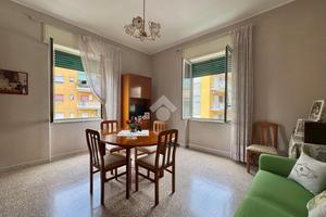 2 LOCALI A PORTICI