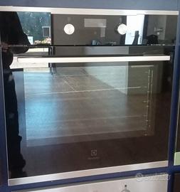 FORNO INCASSO ELECTROLUX KODEH60X NUOVO DA MOSTRA