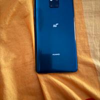 Huawei Mate 20 X 5G.    8 / 256 gb