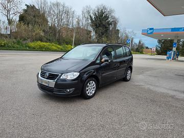 Volkswagen Touran 2.0 Highline Ecofuel