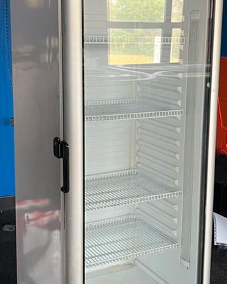 Frigo bar grande e frigor mini candy bar