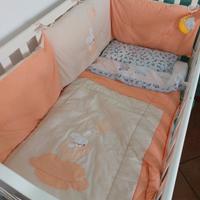 Paracolpi e piumino lettino