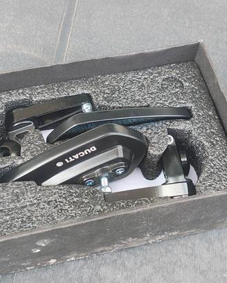 specchietti manubrio moto 