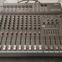 Mixer Yamaha mx12/4