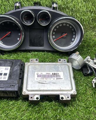 KIT CHIAVI CENTRALINA MOTORE OPEL Mokka 1° Serie