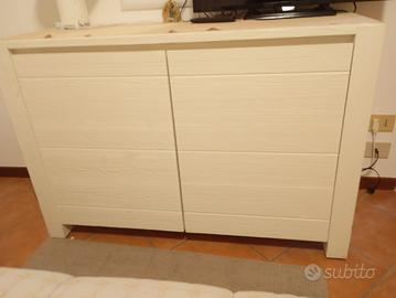 Camera letto , mobile soggiorno e frigo