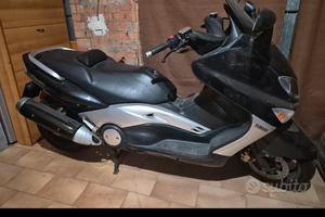 yamaha t max