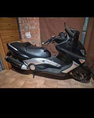 yamaha t max 50000 km