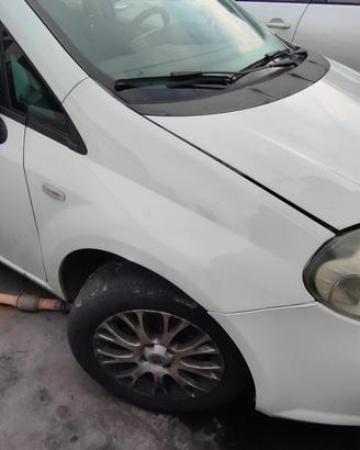 FIAT PUNTO EVO 2010 PARAFANGO ANTERIORE SX/DX