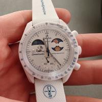 Swatch Mission to earthphase moonshine gold