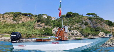 Boston whaler super sport