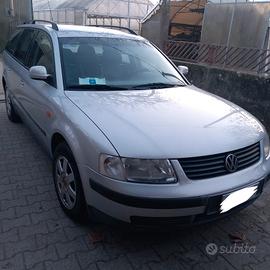 Volkswagen Passat Variant Highline 1.8