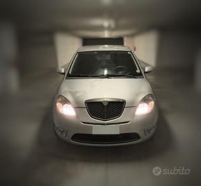 Lancia Ypsilon 1.3 Multijet MomoDesign 105 CV