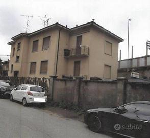 Immobile in asta di 172 m² con 3 locali a Gallarat