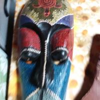 Oggetti etnici in legno