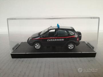 MODELLO  RENAULT SCENIC CARABINIERI ARTIGIANALE 