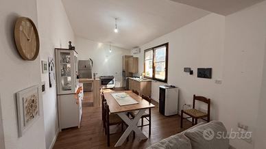 Semindipendente con cortiletto a Domusnovas