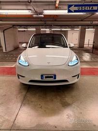Tesla Model Y Dual Motor - Long Range AWD