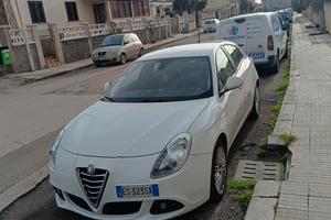 alfa romeo Giulietta 2013