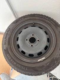 GOMME ANTINEVE FORD FIESTA