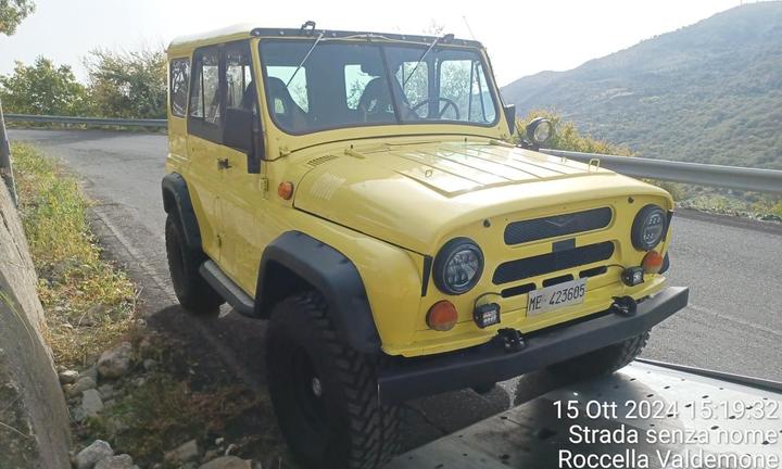 Uaz Hunter (469)