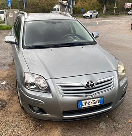 Toyota Avensis 2.0 D-4D Wagon