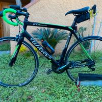 Bici aero da corsa strada wilier gtr team '22 L56