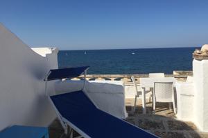 Antica casa di pescatori sulla spiaggia Ostuni