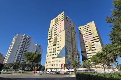Viale unicef panoramico app.to con box auto