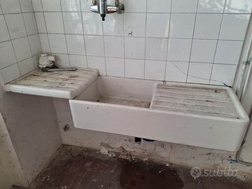 lavandino in ceramica 