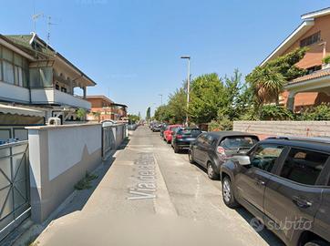Torvaianica accogliente trilocale arredato