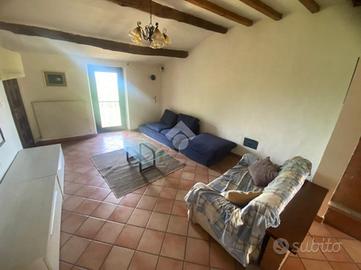 3 LOCALI A CIVITELLA D'AGLIANO