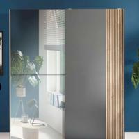 Armadio con specchio