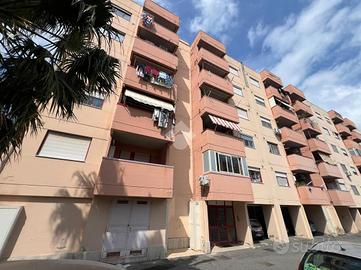 3 LOCALI A GIARRE