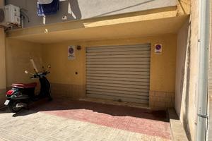 Garage 38mq - punto acqua, pertinenza, motorizzato