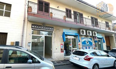 Bottega 1 luce - Pedara Centro