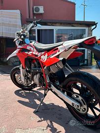MOTO 125