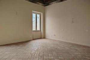 TRILOCALE CON POSTO AUTO, CENTRO STORICO, PESARO