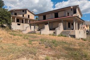 Villa casa singola Abruzzo Avezzano terreno