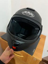 Casco omologato airoh