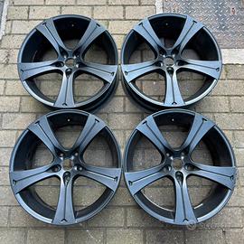 Cerchioni neri 5 razze da 20