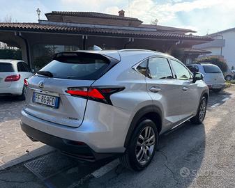 Lexus NX 300h Hybrid 4WD Executive