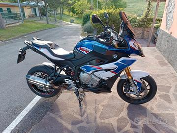 BMW xr