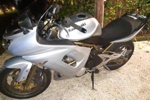 Kawasaki ER 6F - 2006